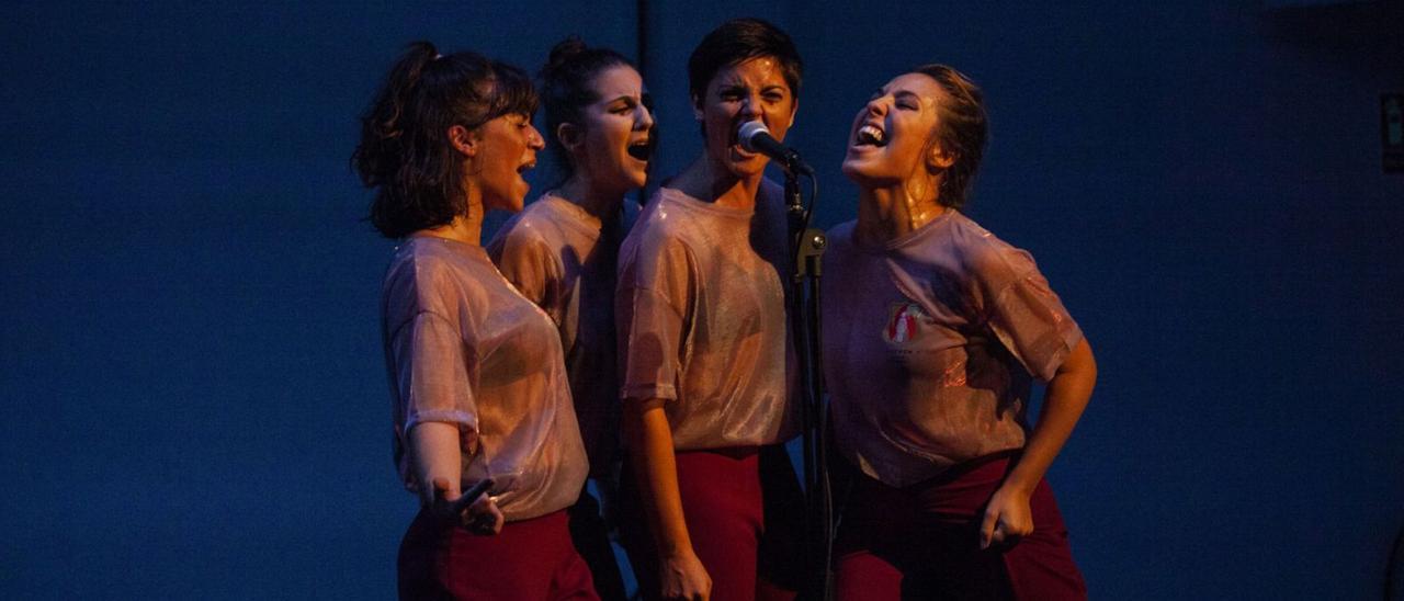 Las bailarinas integrantes de Mucha Muchacha.