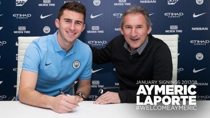 Laporte ya posa como jugador del Manchester City