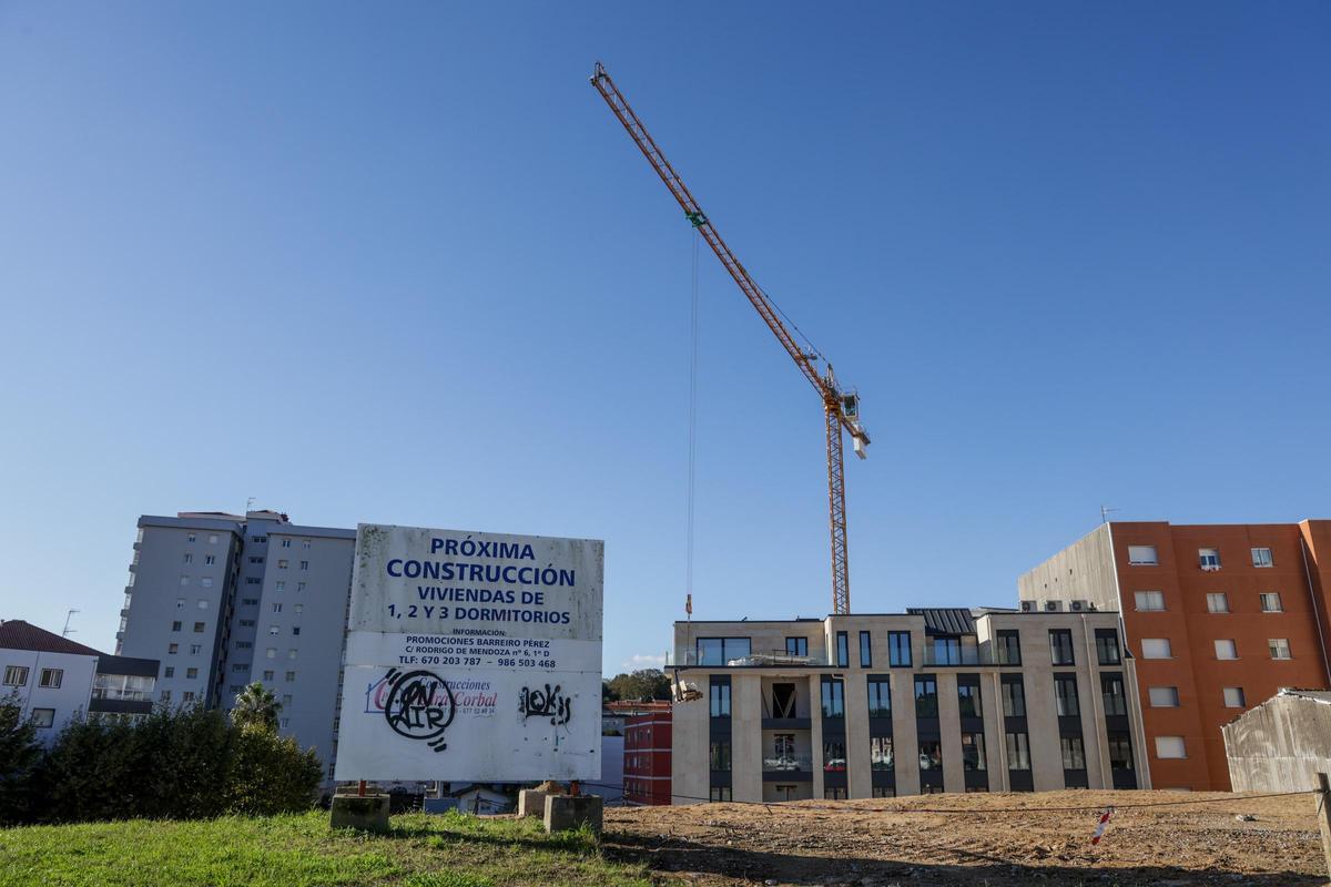 La escasez de grúas va de la mano de un incremento en el precio de la vivienda.