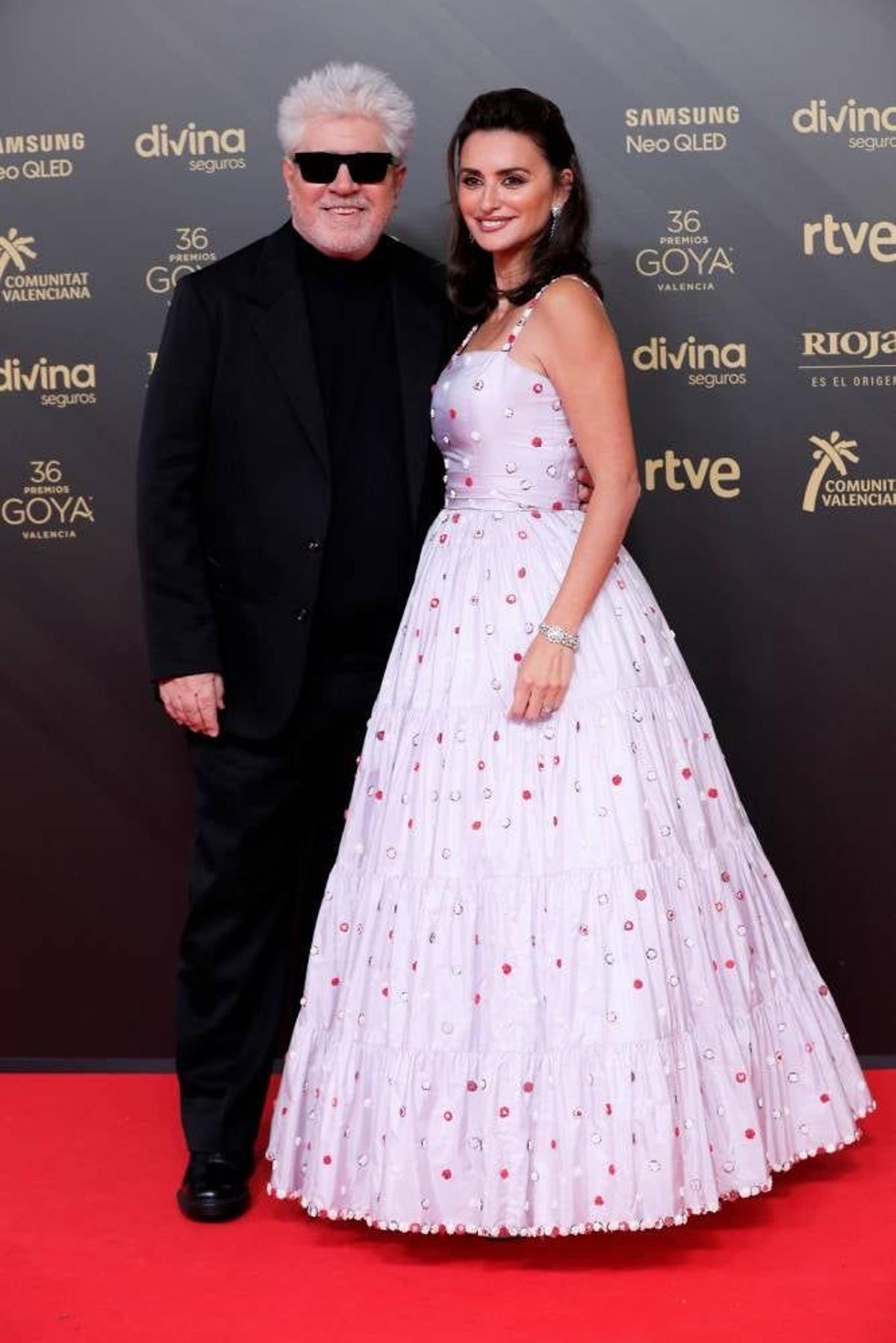 Pedro Almodóvar y Penélope Cruz en los Premios Goya 2022