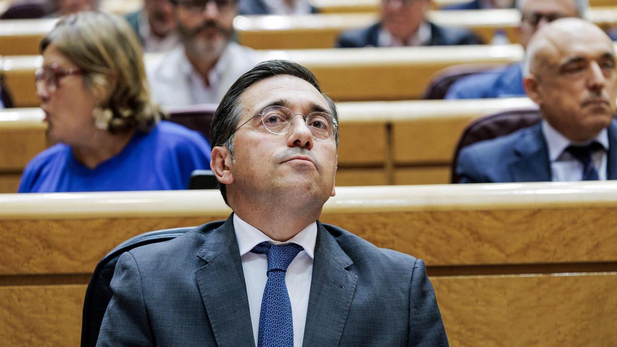 Albares dice que no hay información de que estén calando especialmente los mensajes llamando a otra avalancha en Ceuta