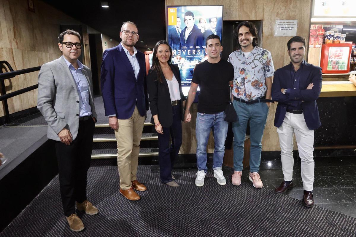 Manuel Cebrián, José Guillén, Carmen Conesa, Jaime Lorente, Jacob Santana y Diego Avilés.