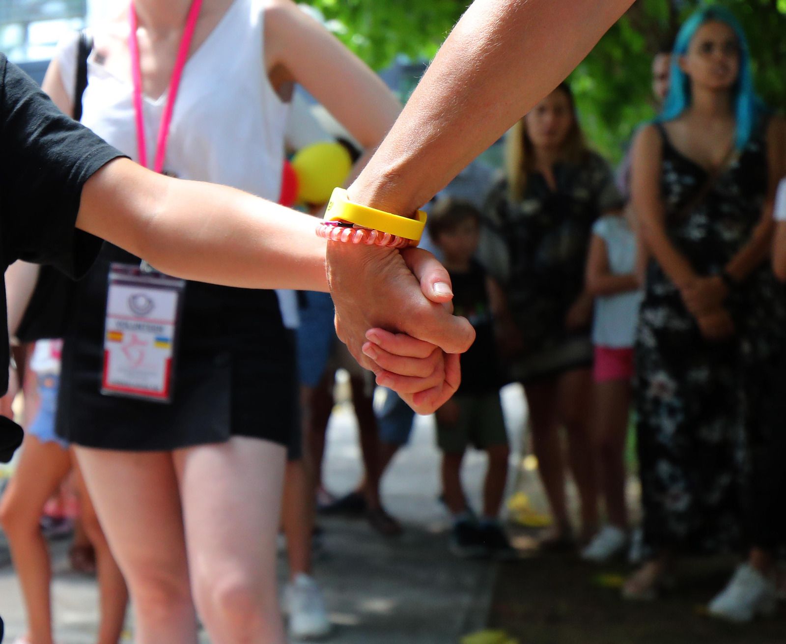 Cincuenta menores ucranianos llegan hoy a València para pasar el verano en familias de acogida