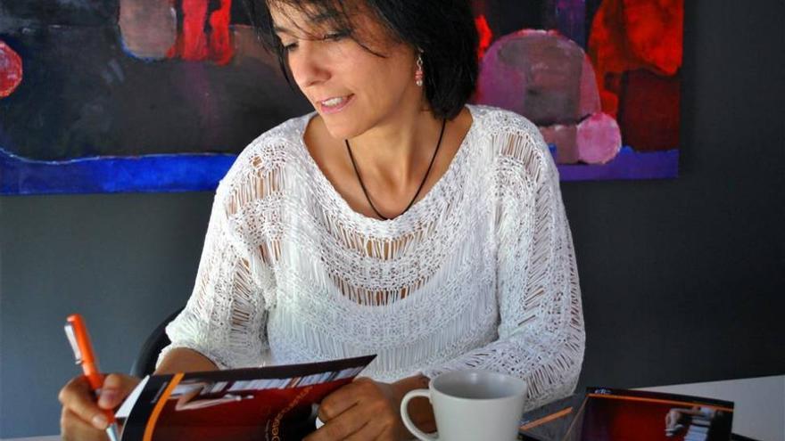 La escritora Chelo Sierra gana el Princesa Galiana de novela corta