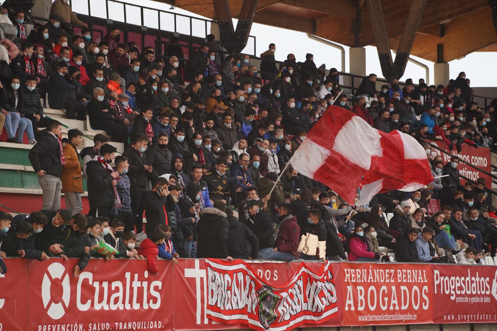 Repasa las mejores imágenes del partido entre el Zamora CF y el DUX Internacional