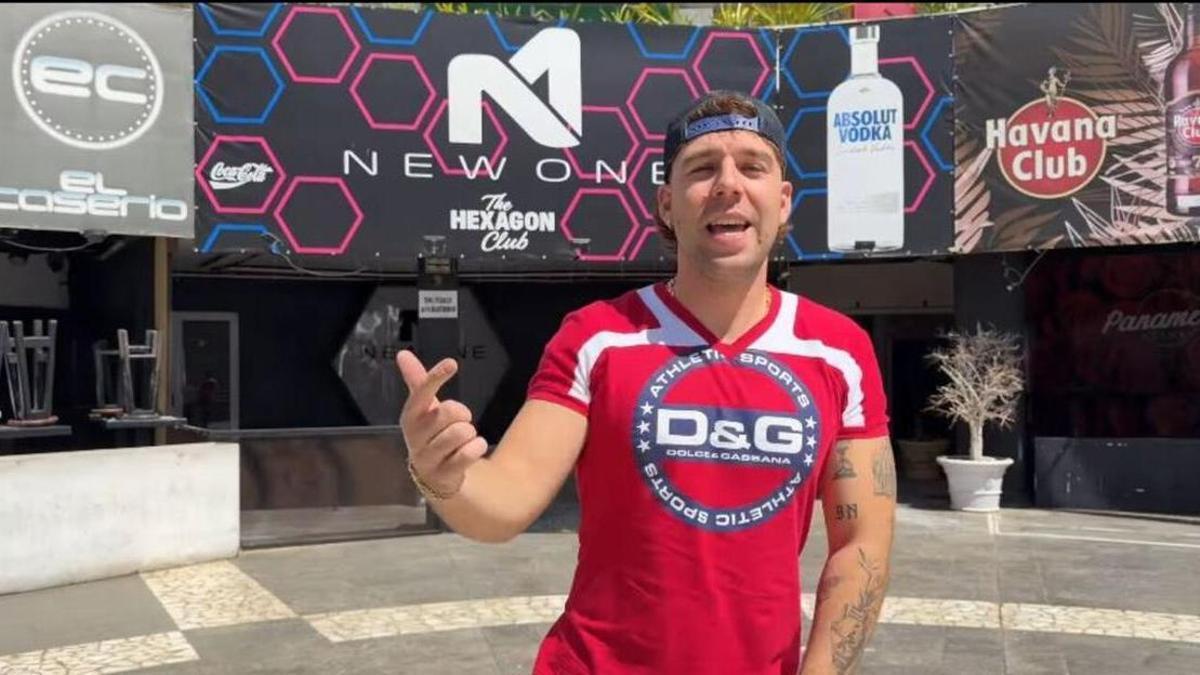 Quevedo avanza su nuevo tema, 'Scandic'