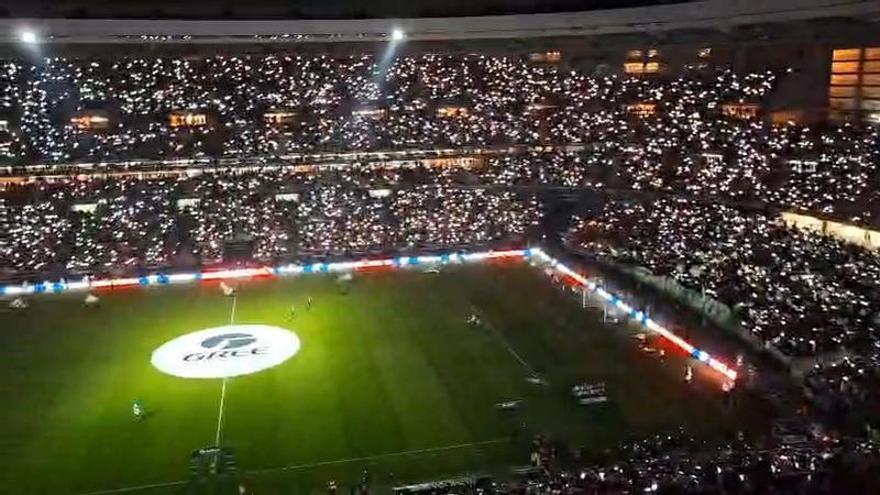 Vídeo: El espectáculo de luces en La Cartuja antes del Real Betis-Villarreal