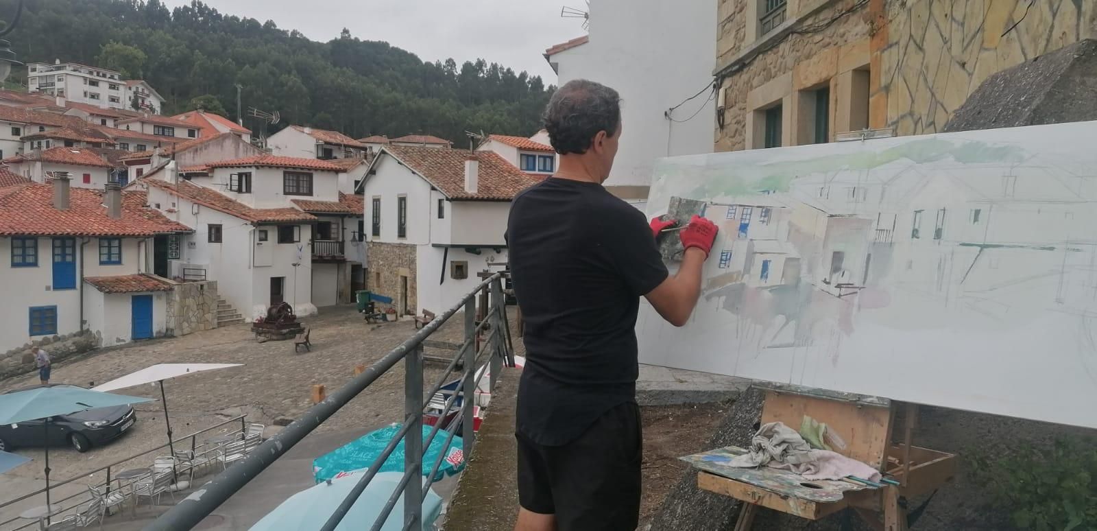 Tazones está hecho un pincel: así fue la gran cita de pintura al aire libre de la localidad marinera