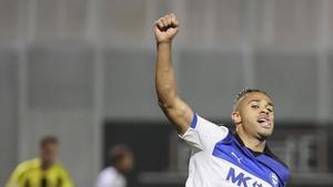 Mariano celebra un gol en la Copa