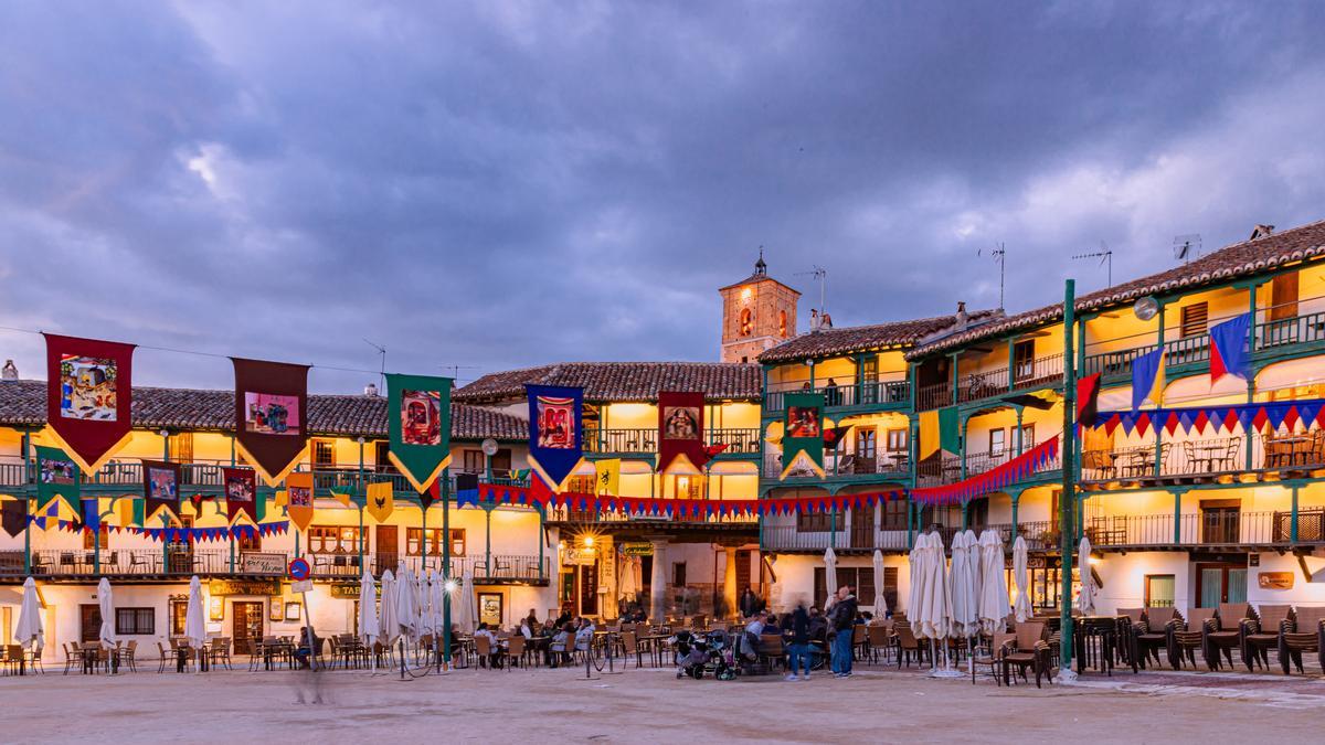 A tan solo 50 kilómetos de la capital se encuentra Chinchón