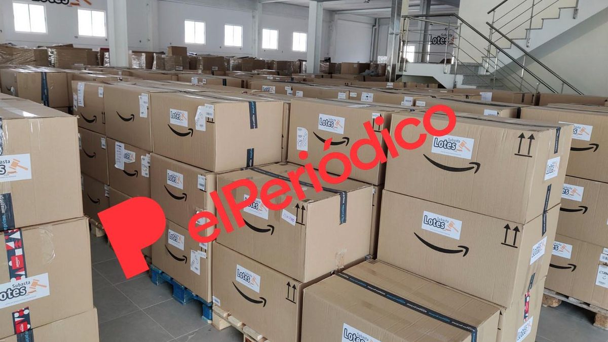 El negocio de la compraventa de palés de productos devueltos de Amazon: "El camión que llega hoy está vendido mañana"