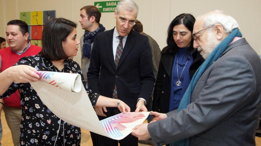 Francisco Conde participa en Santiago en una jornada informativa donde se hizo balance de los espacios de coworking.