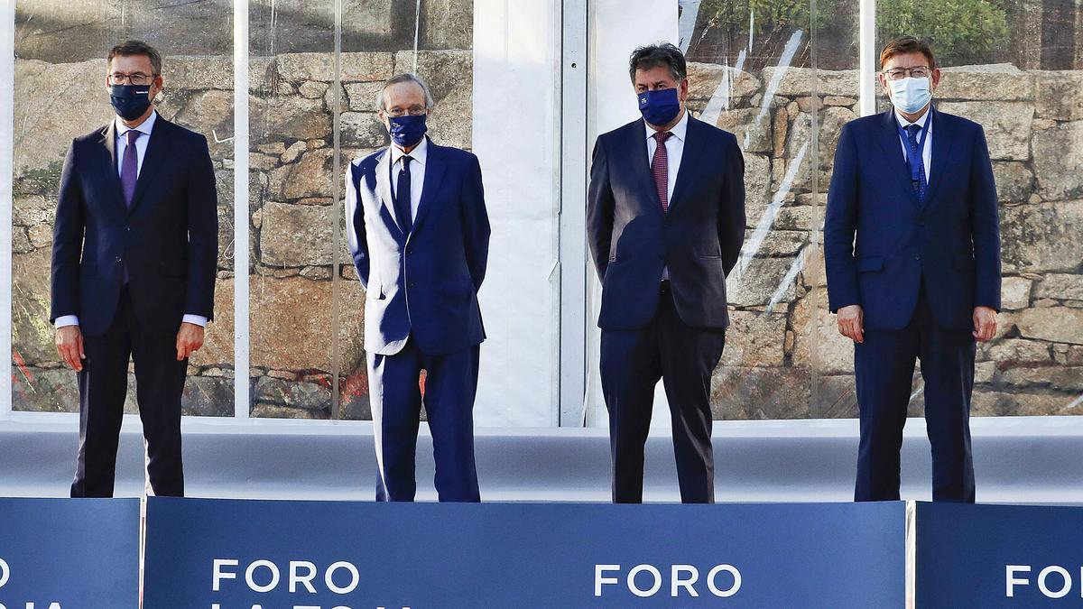 Emiliano García-Page, Alberto Núñez Feijóo, Josep Piqué, Amancio López Seijas, Ximo Puig y Alfonso Fernández Mañueco, ayer, antes de la mesa sobre financiación autonómica.