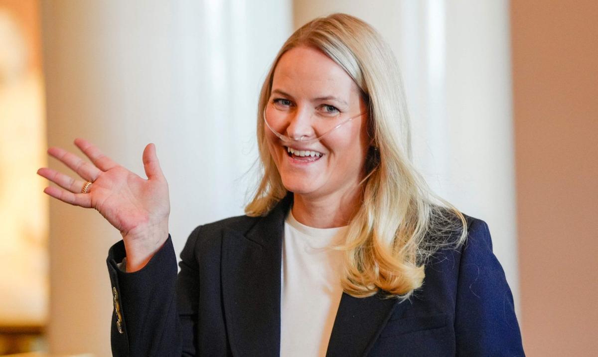 Mette‐Marit de Noruega reprèn l’agenda amb oxigen
