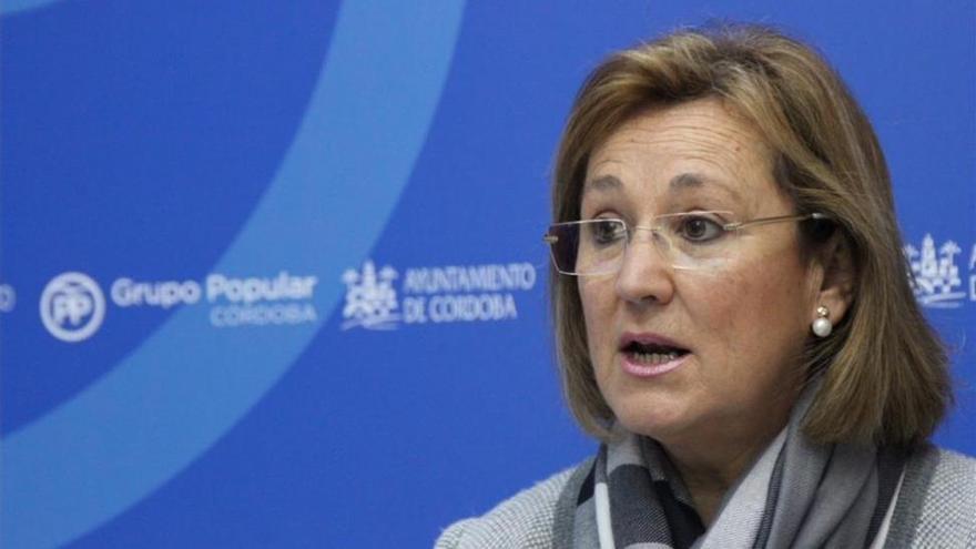 El PP pide a la alcaldesa que explique su diplomatura en Magisterio