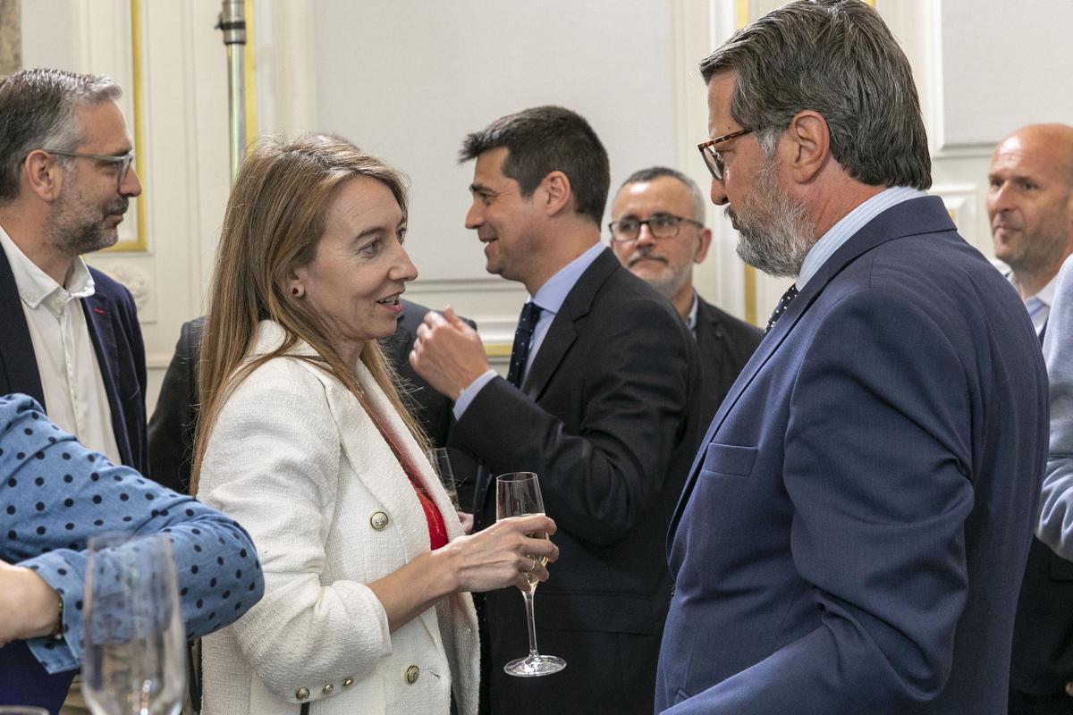 Invitados de sector de la automoción a la Gala Neomotor 2024 Invitados de sector de la automoción a la Gala Neomotor 2024