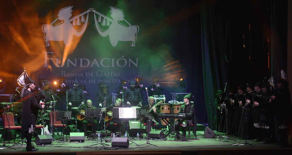 Concierto de la Banda de Gaitas de Pontevedra en A Estrada. | Bernabé/Javier Lalín