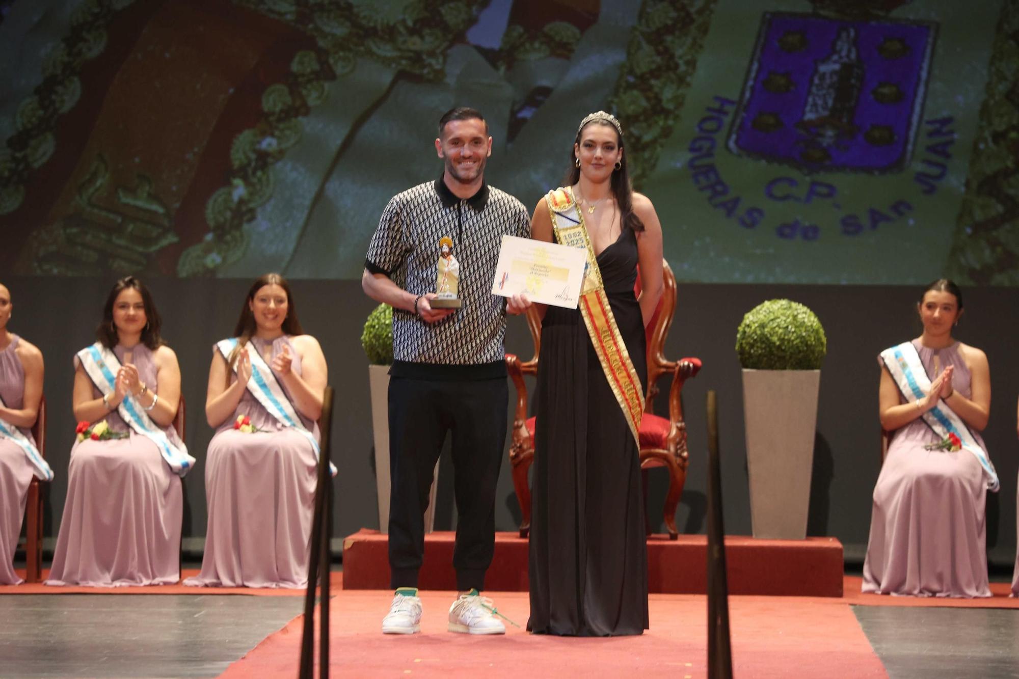 LIII Fiesta del Aquelarre Poético de las Meigas de San Juan, con premios para Alfonso Rueda y Lucas Pérez