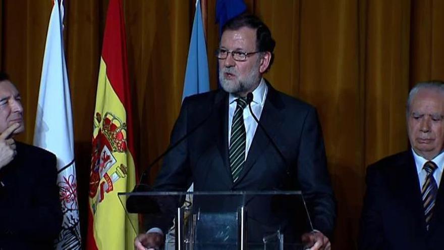 Rajoy: "España es todo lo que quieran los españoles y no sólo una parte de ellos"