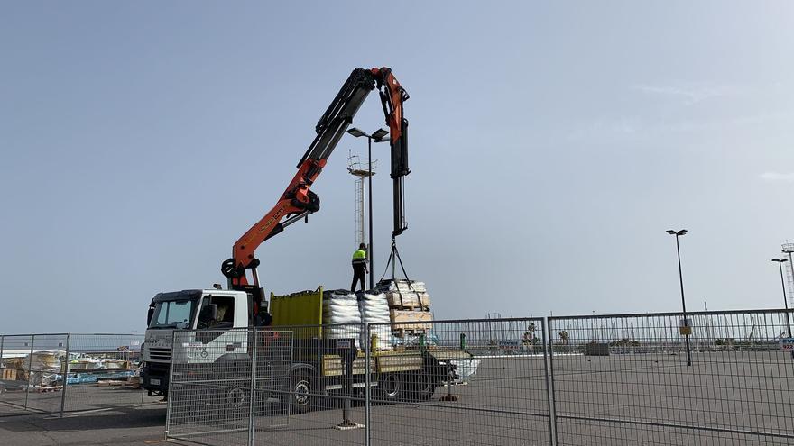 Santa Cruz de Tenerife inicia la instalación del gran parque infantil de La Gesta