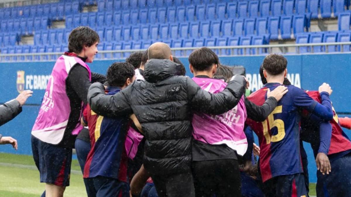 El Barça celebró con euforia el pase a los octavos de la Youth