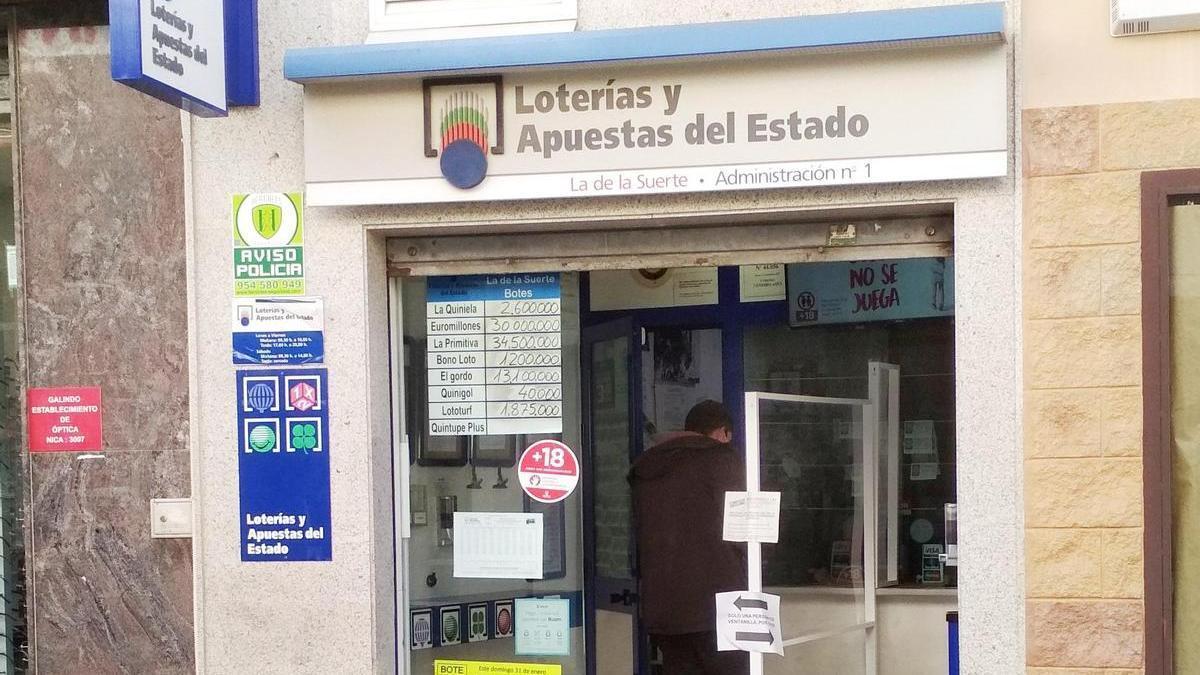 Administración de lotería, número 1 de Ronda, situada en la calle Espinel