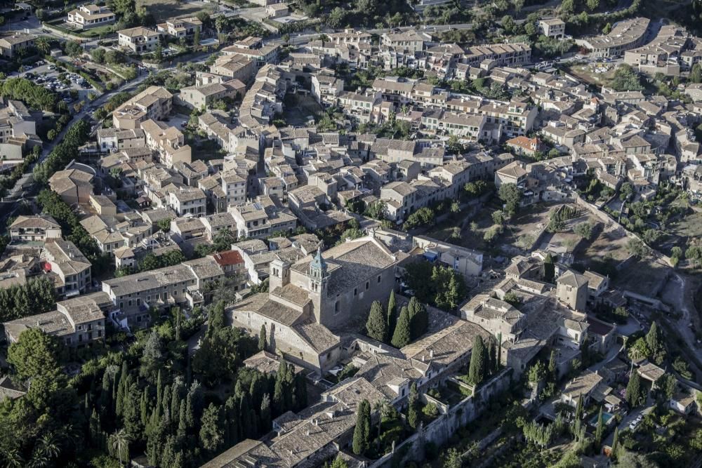 Mira Mallorca vista desde un helicóptero