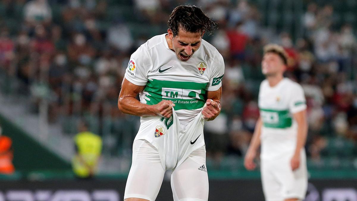 Pere Milla, durante un partido del Elche