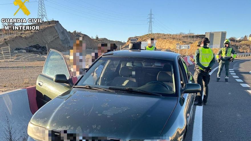 La Guardia Civil persiguió al vehículo por la N-330
