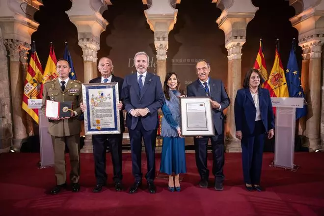 En imágenes | Acto institucional por el Día de Aragón en La Aljafería