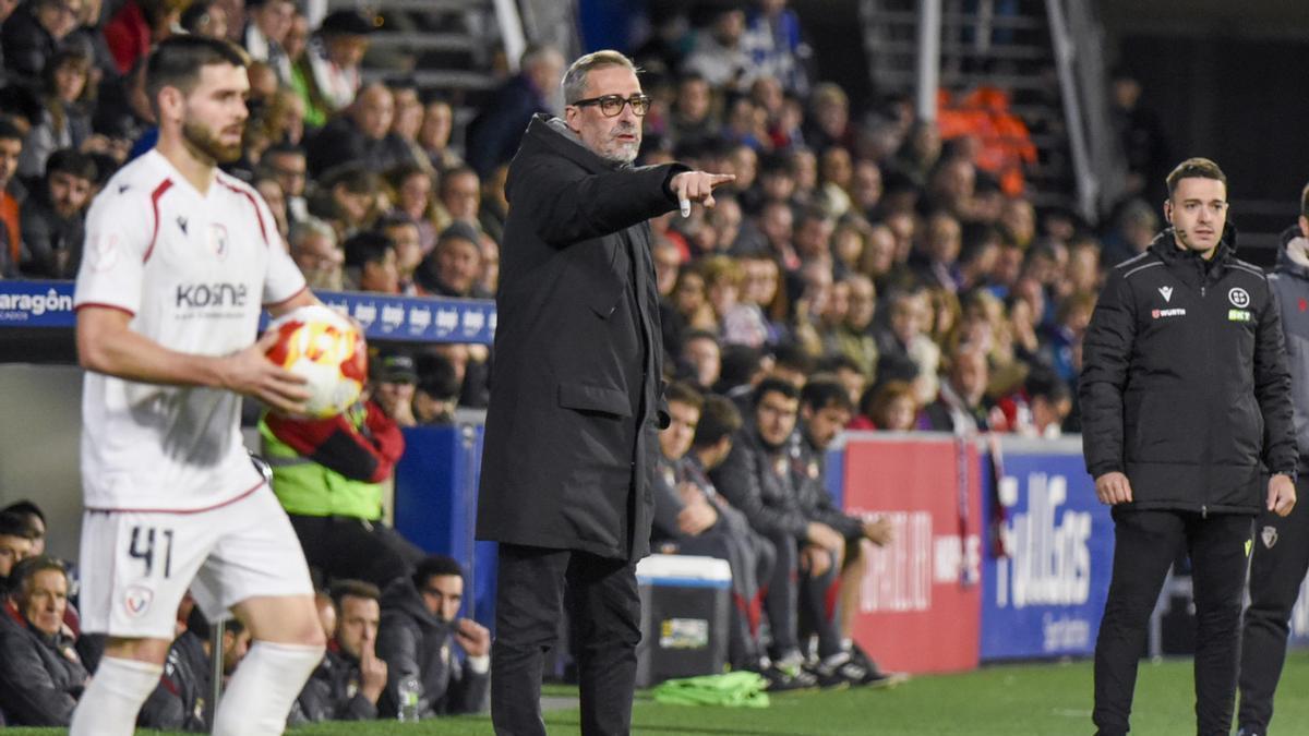 Jón Pérez 'Bolo', en el partido de Copa del Rey entre la SD Huesca y el Atlético Osasuna.
