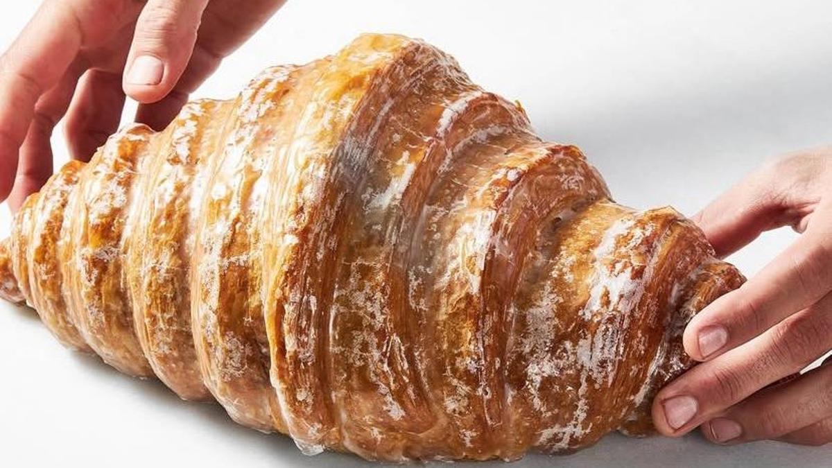 El cruasán gigante de Hofmann.