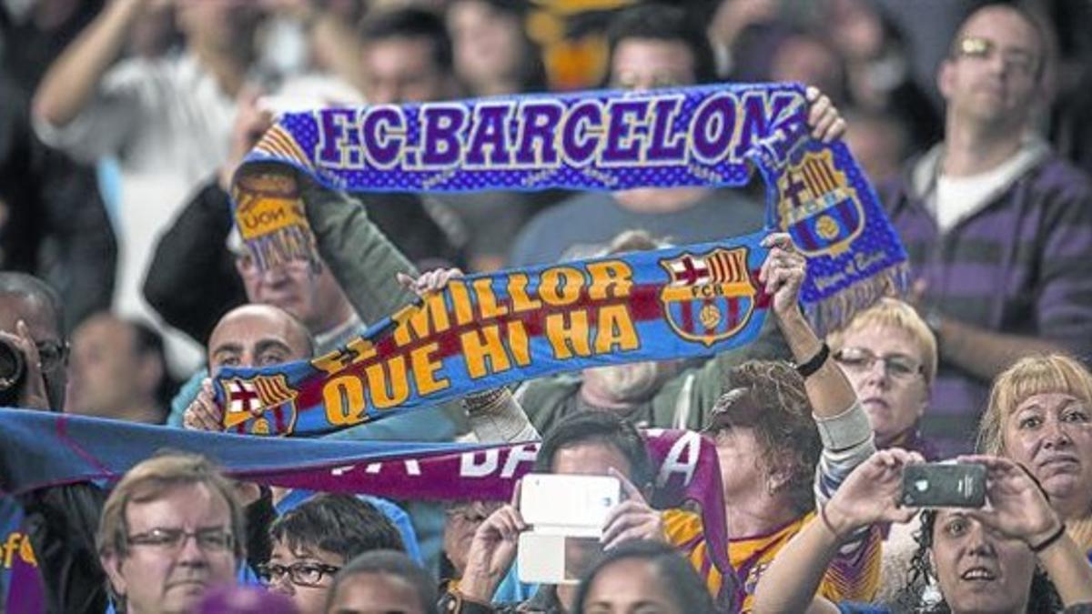 Aficionados en el Camp Nou en el Barça-Celta.