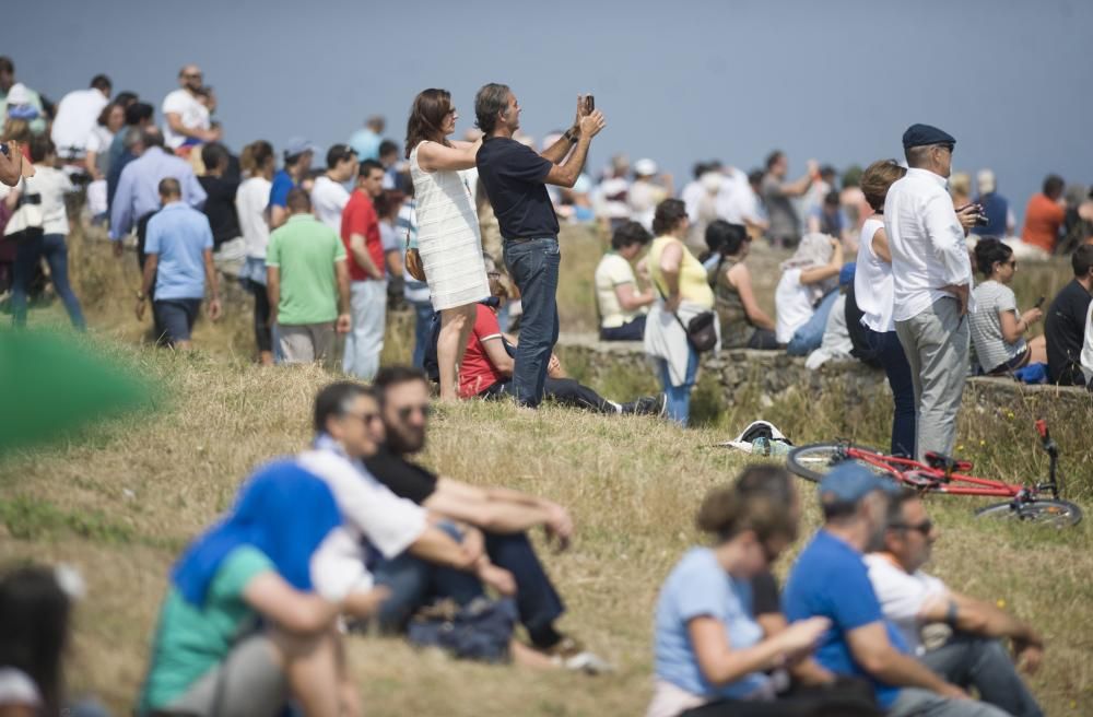 La Regata de Grandes Veleros abandona a A Coruña