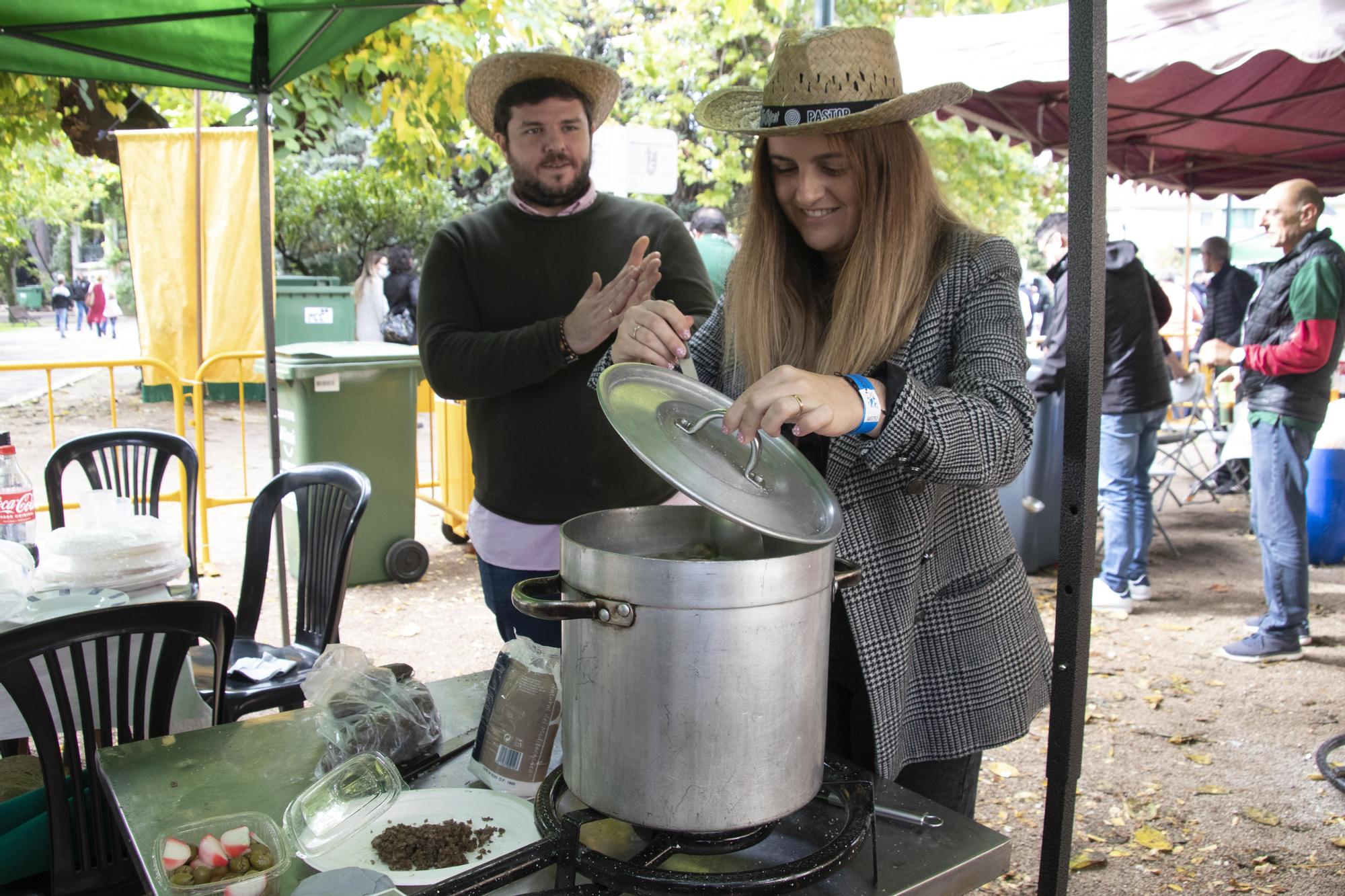 La Fiesta renace a medias en Alcoy