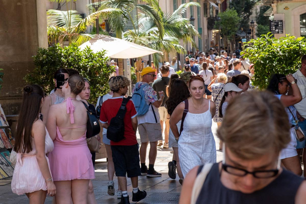 El centro de Palma, lleno de turistas