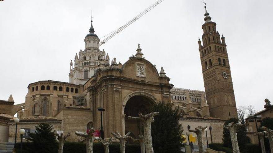 Los Príncipes de Asturias inauguran la restaurada catedral de Tarazona