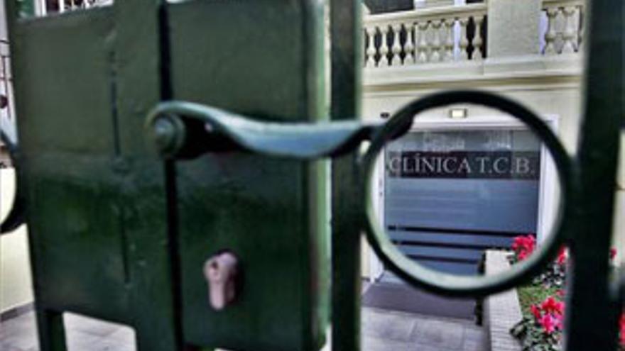 La Generalitat decide inspeccionar todas las clínicas que practican abortos