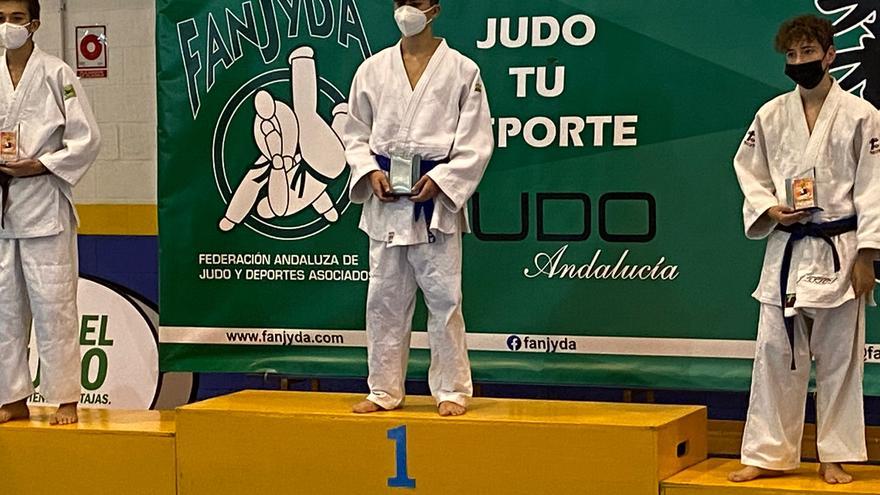 El Club de Judo Fernando Fernández consigue dos medallas en el Campeonato de Andalucía