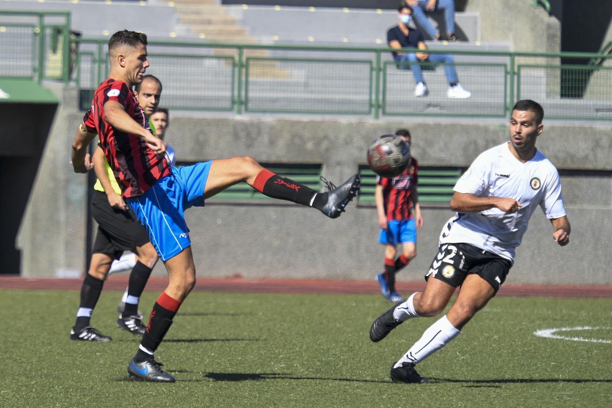 Partido entre el Arucas y el Unión Viera, de Tercera División