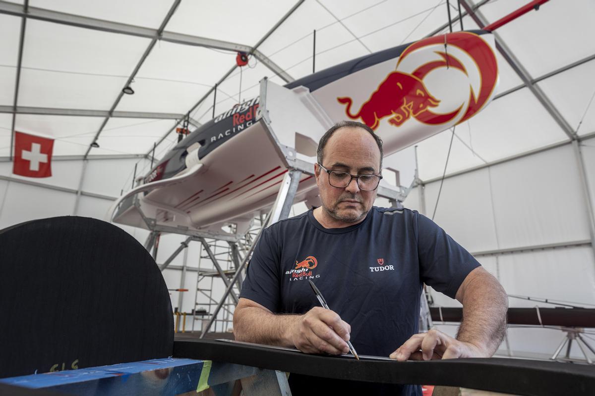 El Alinghi Red Bull Racing de la Copa América entrena en Barcelona