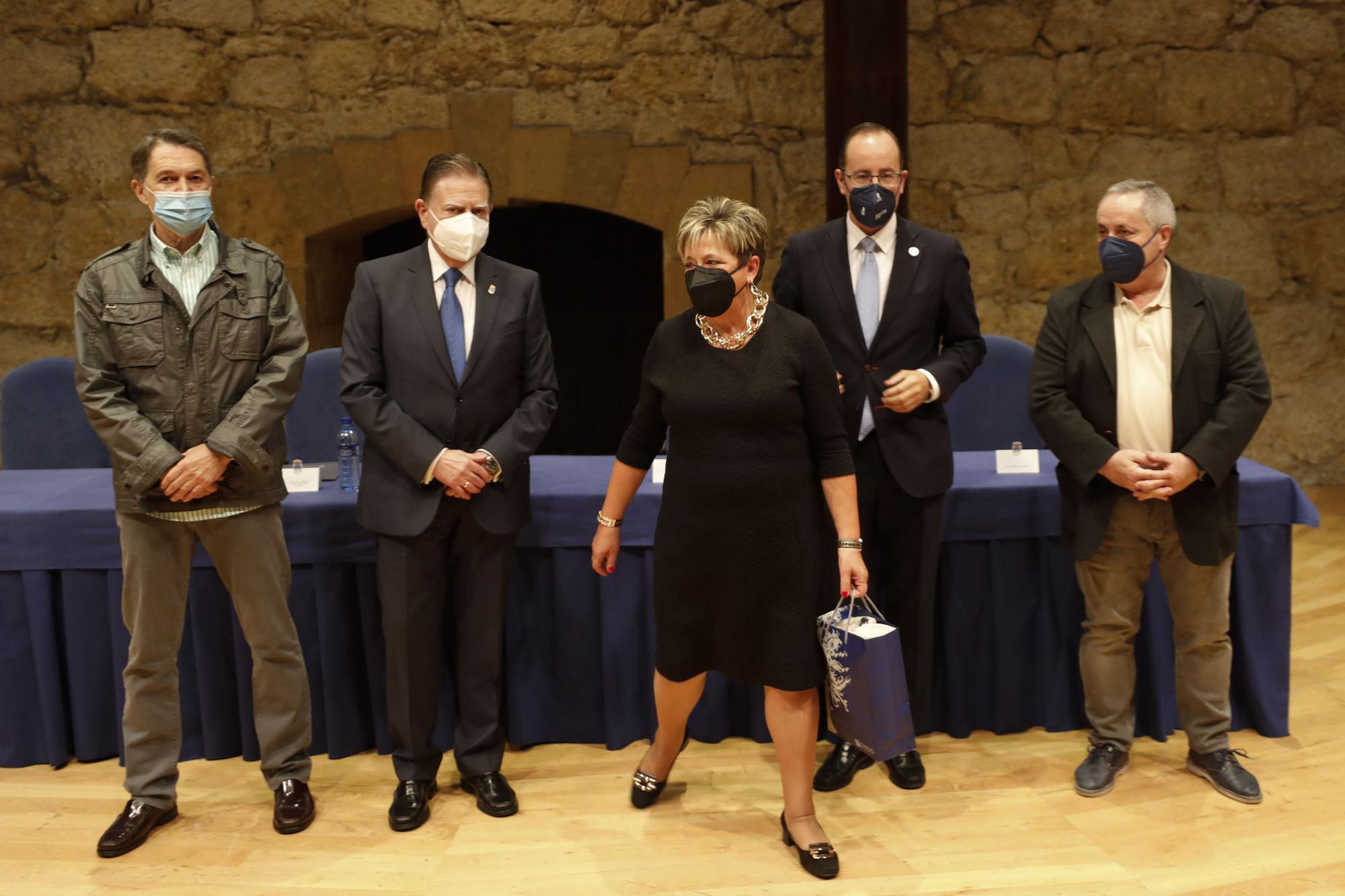 Oviedo homenajea a sus funcionarios por Santa Rita