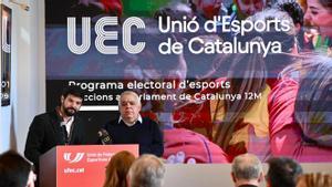 Gerard Esteva, presidente de la Unió de Federacions Esportives de Catalunya, y Jaume Domingo, president de la Unió de Consells Esportius de Catalunya durante la presentación
