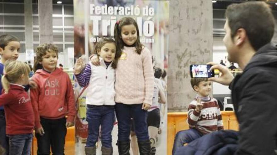 Expojove apura la edición de 2014 con un concurso de «DJ»