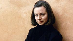 La escritora suiza de origen e italiana de adopción Fleur Jaeggy, autora de El dedo en la boca y Las estatuas de agua.