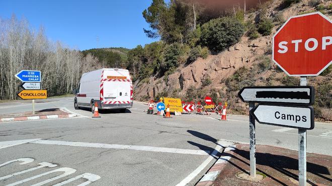 Es treballa des de fa hores per alliberar la carretera de Fonollosa, però encara cal valora-ne la seguretat