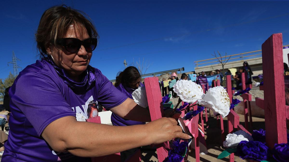 Familiares de víctimas de feminicidio participan en una caravana para exigir justicia, el pasado noviembre en Ciudad Juárez.
