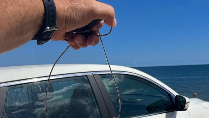 Pillan a un pescador furtivo en la reserva marina del cabo de Sant Antoni en Dénia