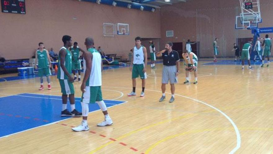 El entrenamiento, con Alfonso Sánchez junto a Plaza.