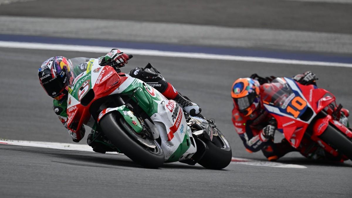 Johann Zarco y Luca Marini durante la carrera en el Red Bull Ring